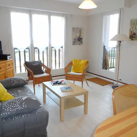 Apartment - 2 Pieces - Vue Mer